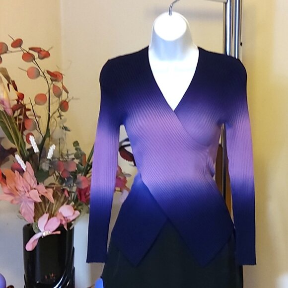 NWT Women’s Purple Dip-dyed Lightweight V Neck Long Sleeve Cardigan Sweater - Picture 2 of 7